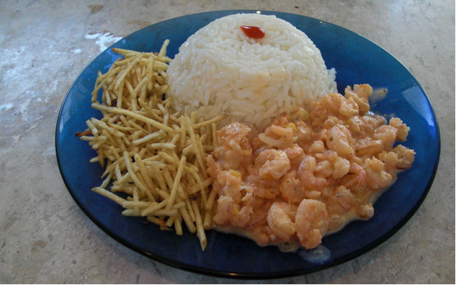 Camarão com requeijão